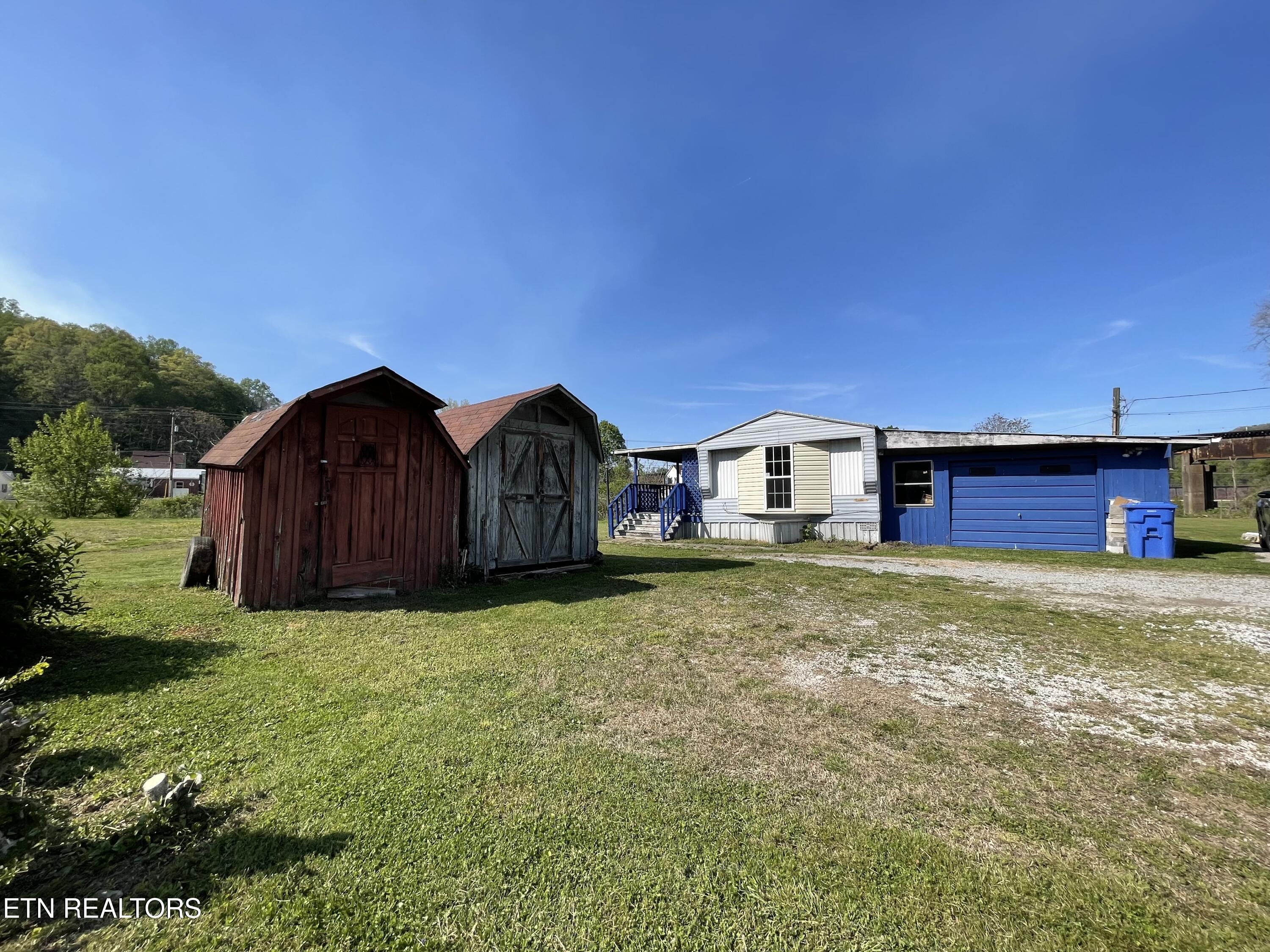 326 Willow Lane