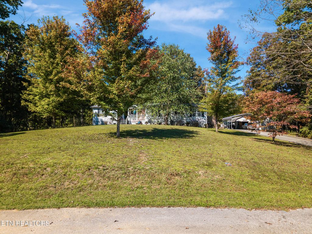 Photo of 386 Dale Drive, Rockwood, TN 37854 (MLS # 1318425)