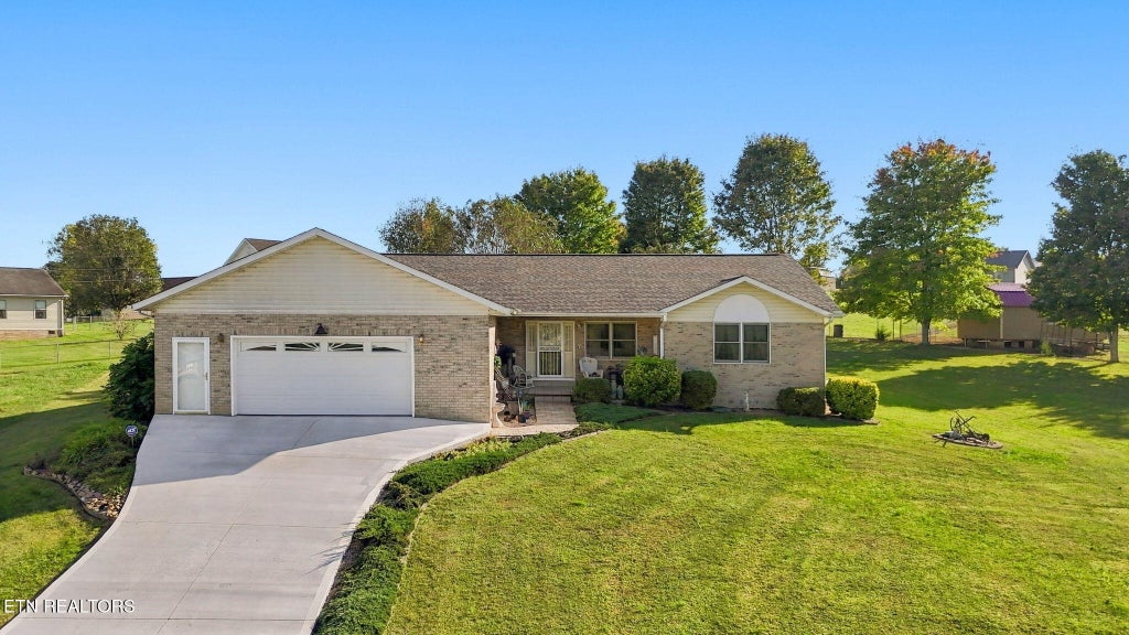 Photo of 1435 Sparks Lane, Sevierville, TN 37876 (MLS # 1359024)