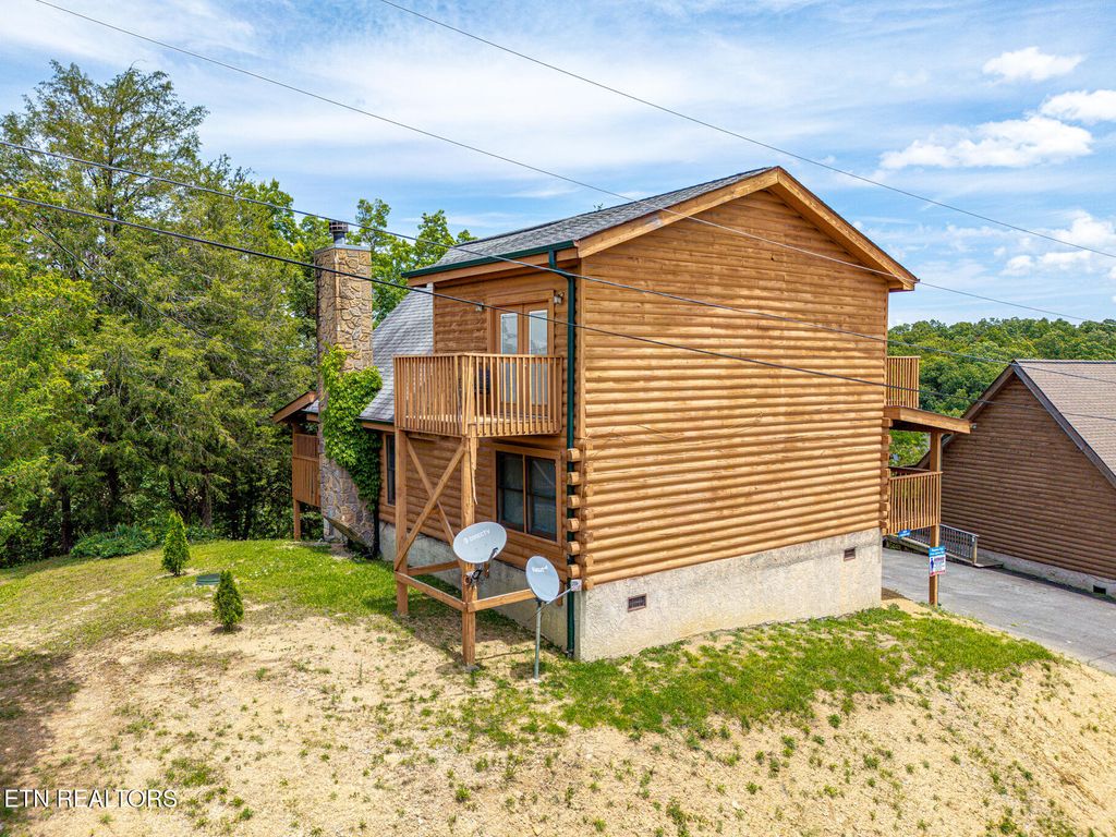 Photo of 2626 Camden Way, Sevierville, TN 37876 (MLS # 1285036)