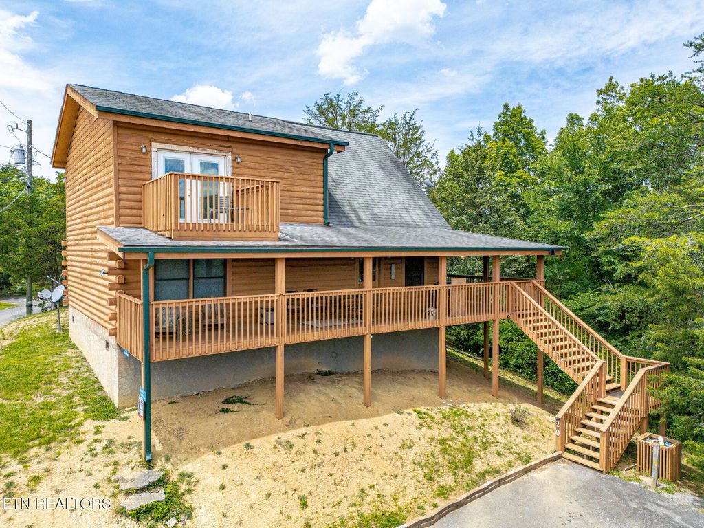 Photo of 2626 Camden Way, Sevierville, TN 37876 (MLS # 1285036)