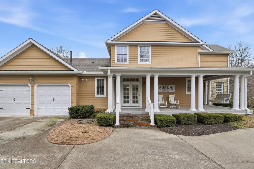 Photo of 701 Prince George Parish Drive, Knoxville, TN 37934 (MLS # 1331385)