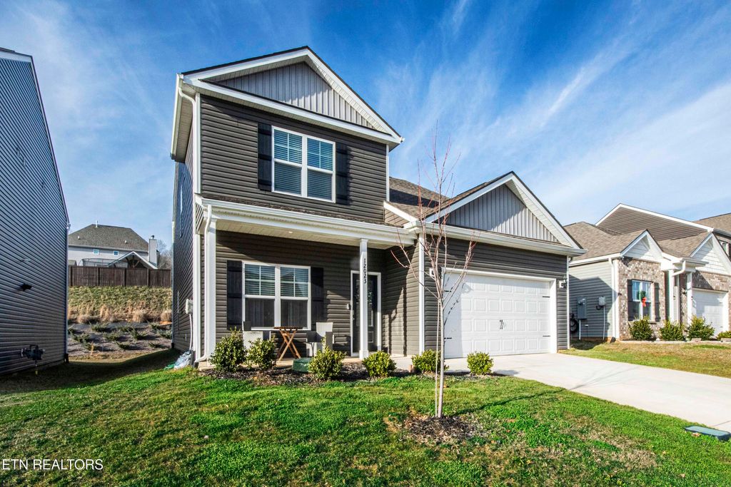 Photo of 12023 Poppyseed Lane, Knoxville, TN 37932 (MLS # 1325893)