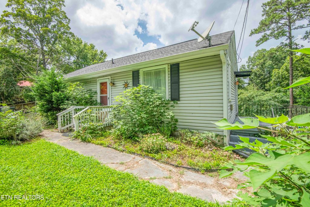Photo of 4605 Buffat Mill Rd, Knoxville, TN 37914 (MLS # 1348921)
