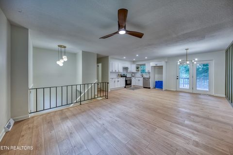 Tiny photo for 355 Walnut Valley Rd, Clinton, TN 37716 (MLS # 1345994)