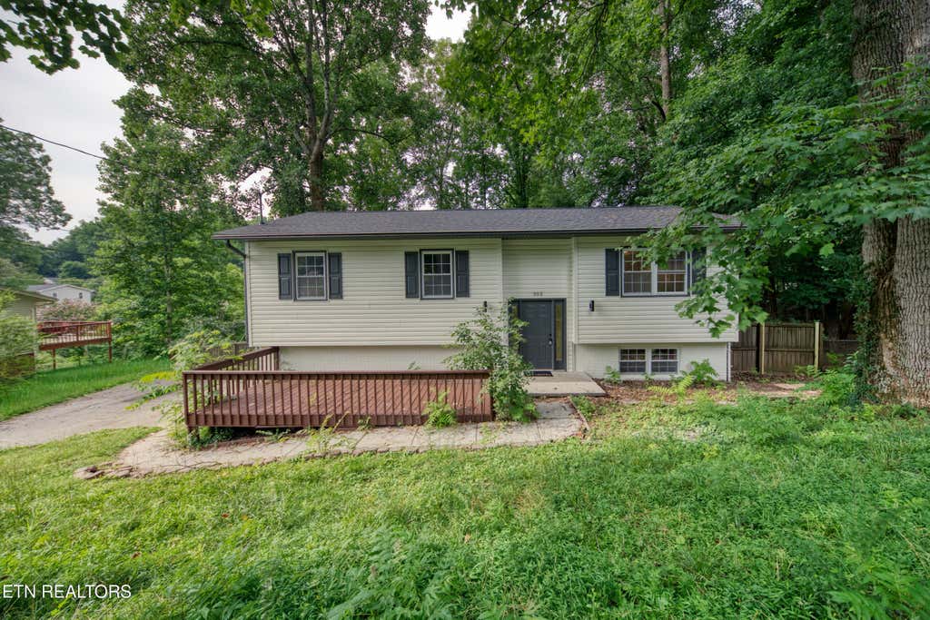 Photo of 355 Walnut Valley Rd, Clinton, TN 37716 (MLS # 1345994)