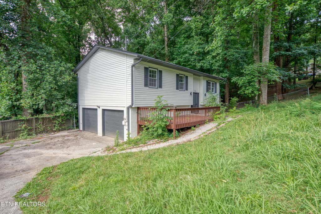 Photo of 355 Walnut Valley Rd, Clinton, TN 37716 (MLS # 1345994)