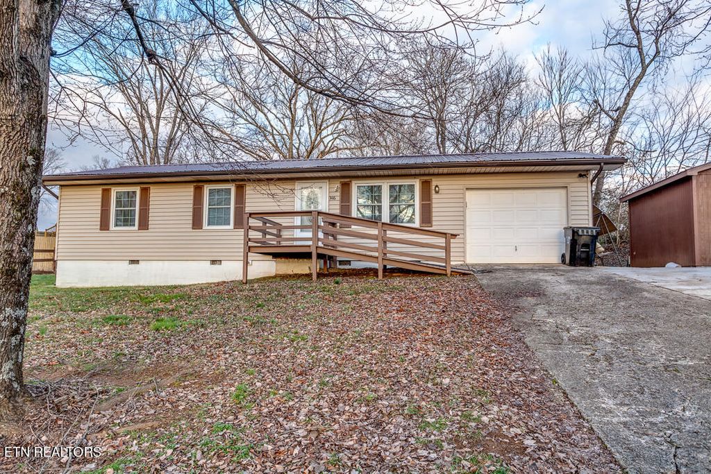 Photo of 3416 Big Springs Ridge Rd, Friendsville, TN 37737 (MLS # 1251371)