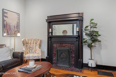 Tiny photo for 911 Gratz St, Knoxville, TN 37917 (MLS # 1357008)