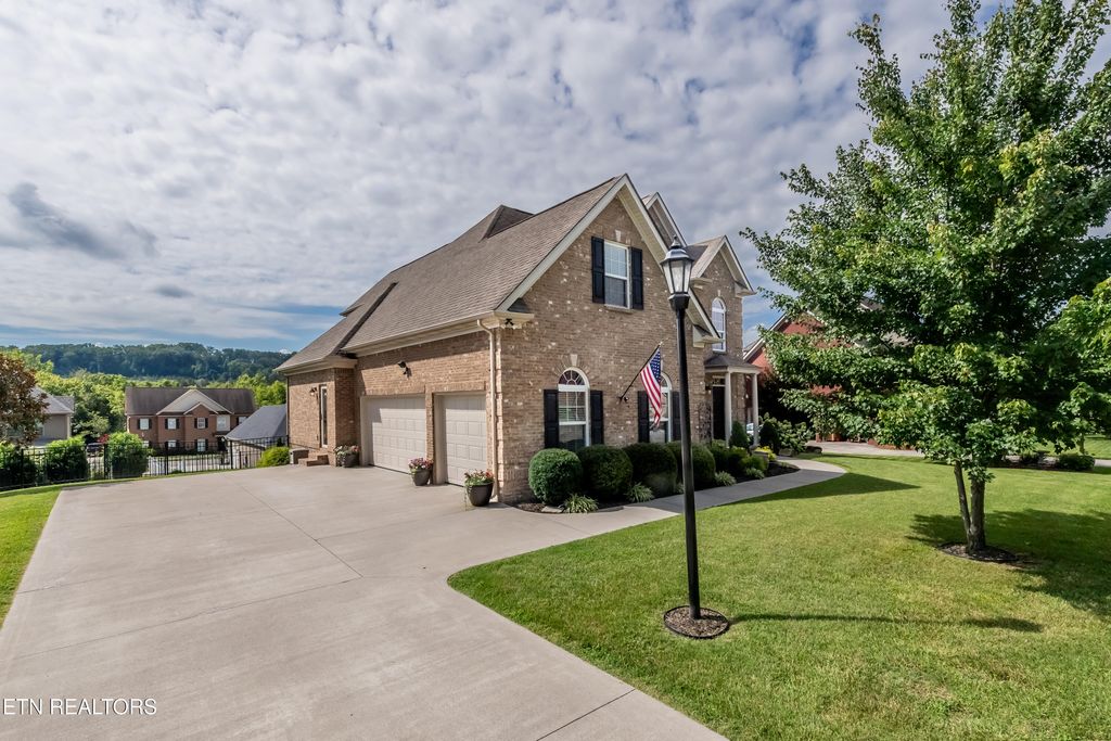 Photo of 5731 Enchanted Lane, Knoxville, TN 37918 (MLS # 1348539)