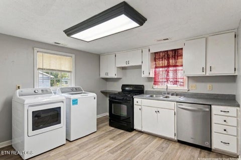Tiny photo for 604 E Moore St, Tullahoma, TN 37388 (MLS # 1360401)