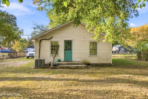 Tiny photo for 604 E Moore St, Tullahoma, TN 37388 (MLS # 1360401)