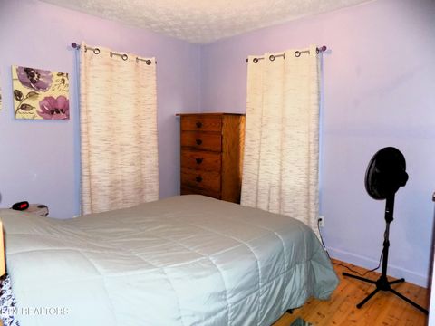 Tiny photo for 4820 Ray St, Morristown, TN 37814 (MLS # 1338492)