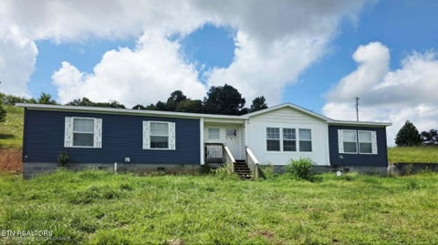 Photo of 1895 Fords Chapel Rd, New Tazewell, TN 37825 (MLS # 1352727)