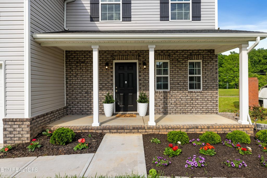Photo of 8104 Equinox Lane, Powell, TN 37849 (MLS # 1304149)