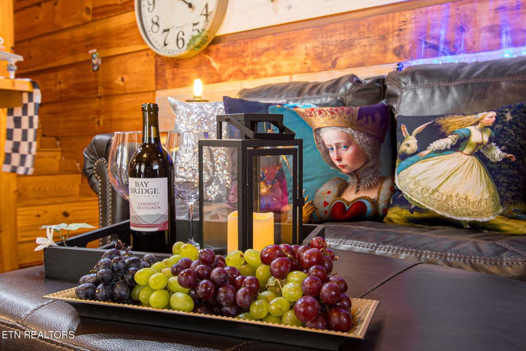 Photo of 4424 &amp; 4428 Grindstone Ridge Rd, Pigeon Forge, TN 37863 (MLS # 1333127)