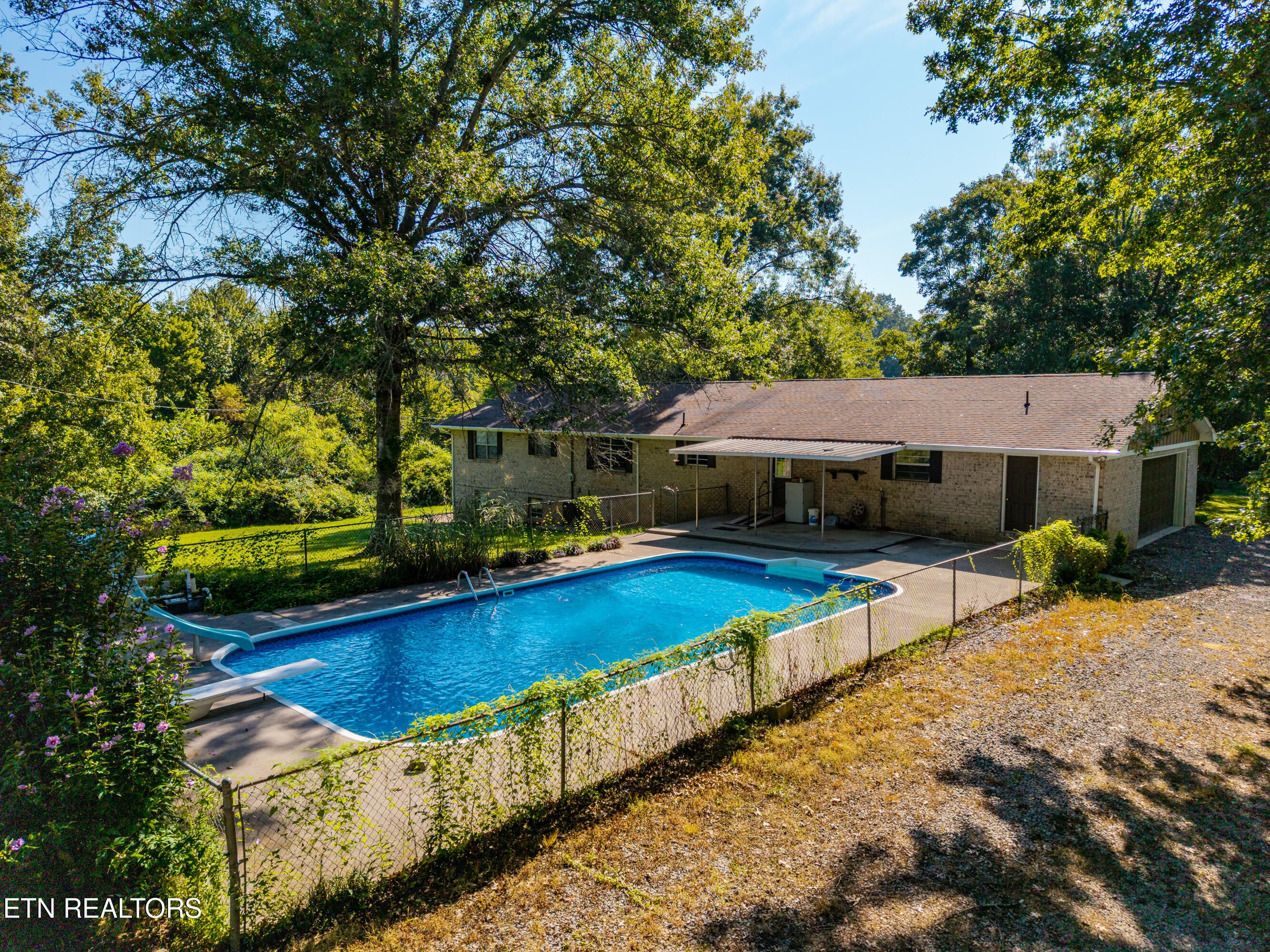 1659 Chestuee Rd