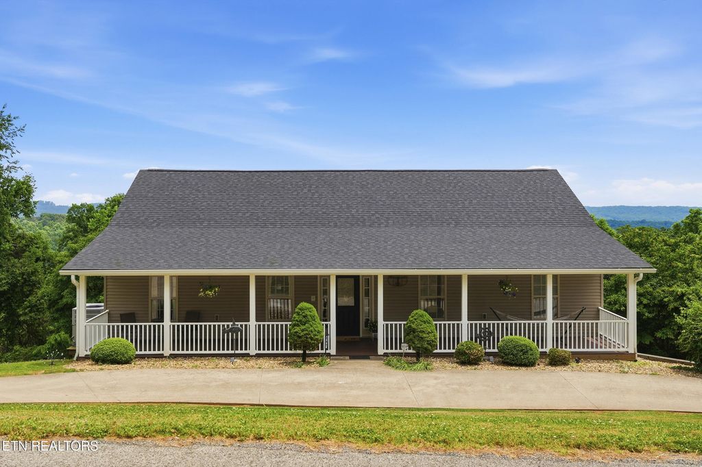 Photo of 267 Tom Franklin Rd, Jefferson City, TN 37760 (MLS # 1341310)