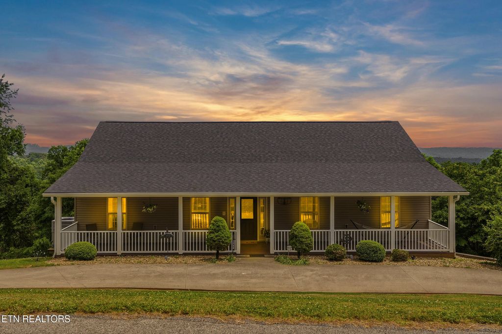 Photo of 267 Tom Franklin Rd, Jefferson City, TN 37760 (MLS # 1341310)
