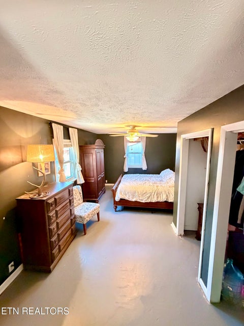 Tiny photo for 500 Cherokee Ave, Clinton, TN 37716 (MLS # 1357263)