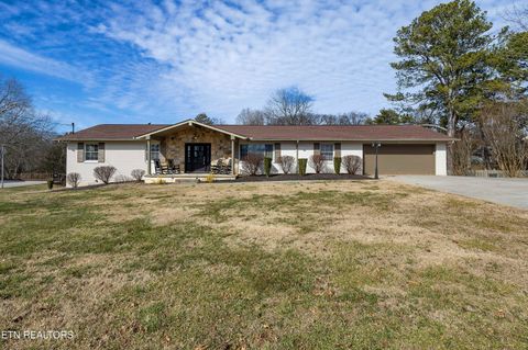 Photo of 809 Chateaugay Rd, Knoxville, TN 37923 (MLS # 1329454)