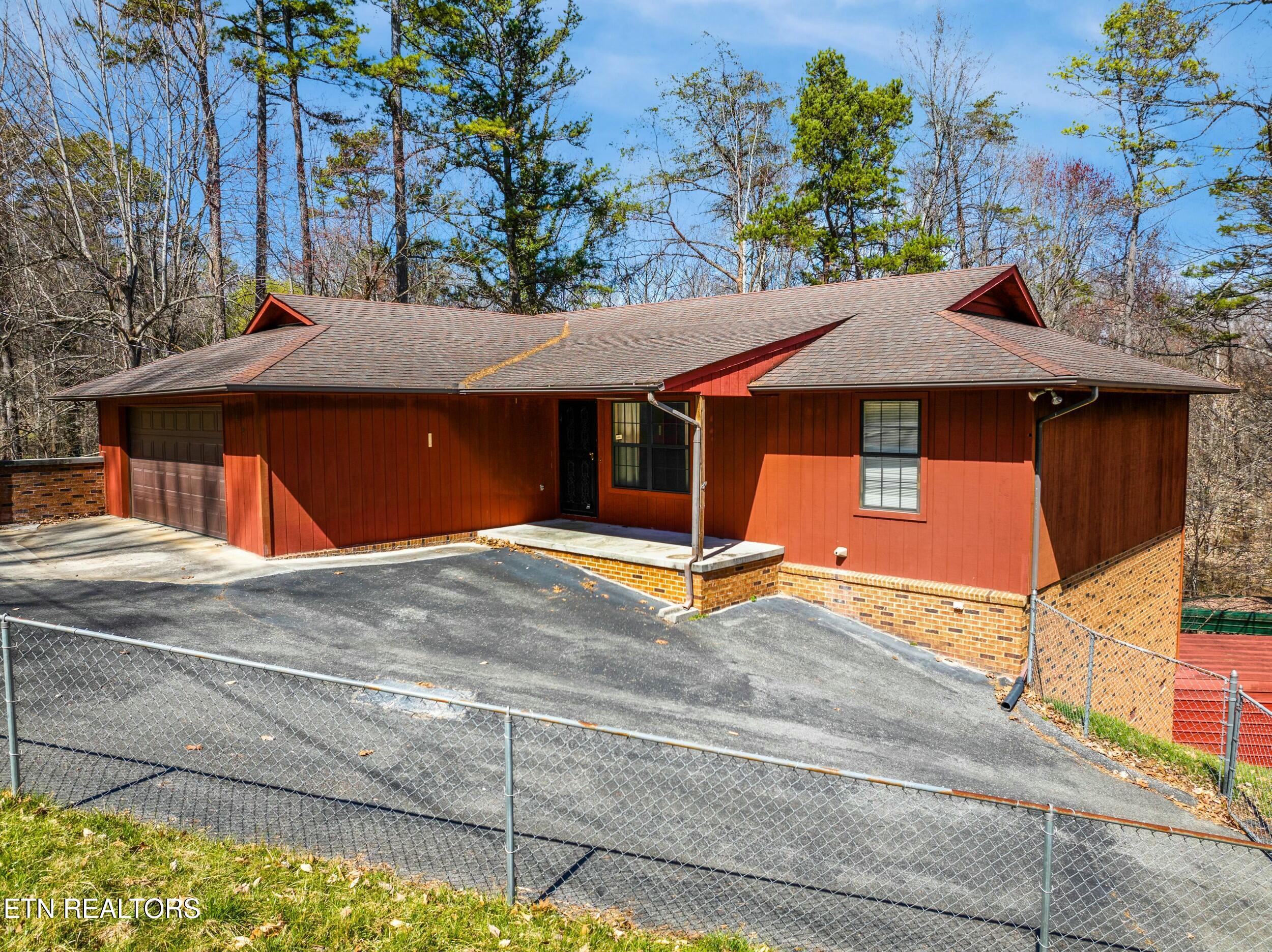 9419 Jim Loy Drive