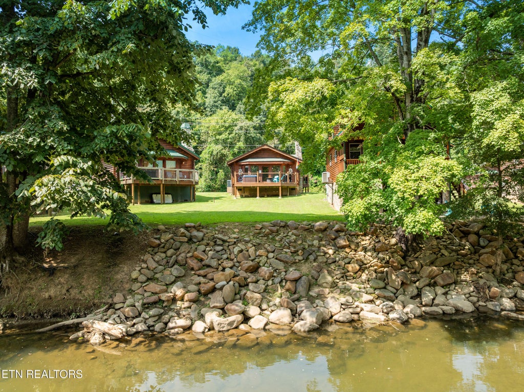 Photo of 2323 River Port Way, Pigeon Forge, TN 37863 (MLS # 1353812)