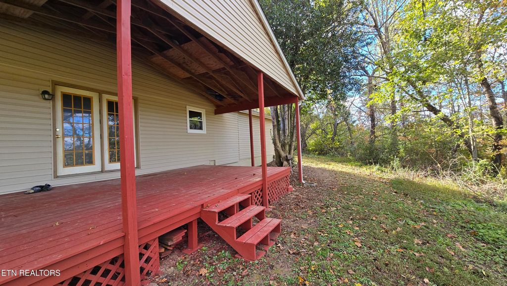 Photo of 1225 Snodgrass Rd, New Tazewell, TN 37825 (MLS # 1280021)