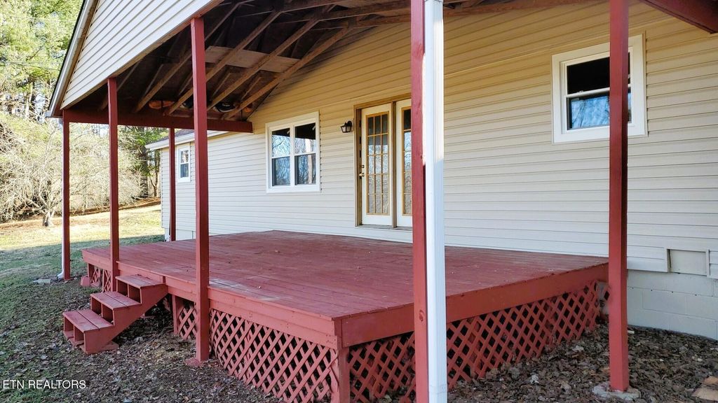 Photo of 1225 Snodgrass Rd, New Tazewell, TN 37825 (MLS # 1280021)