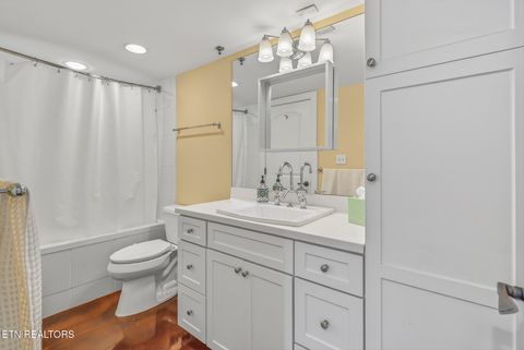 Tiny photo for 535 Locust St #303, Knoxville, TN 37902 (MLS # 1331090)