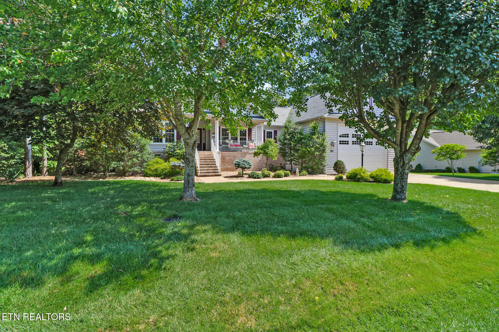 31 Holly Lane