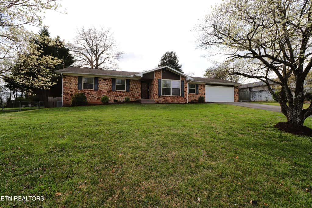 Photo of 7721 Cedarcrest Rd, Knoxville, TN 37938 (MLS # 1296166)