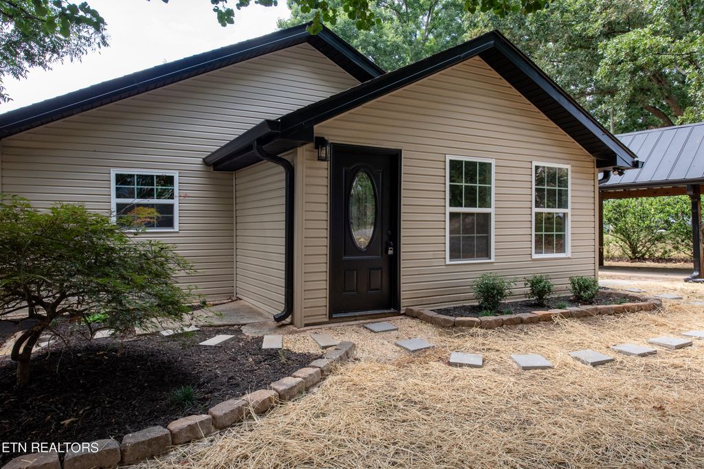 Photo of 3557 Triple Oak St, Rockford, TN 37853 (MLS # 1240433)