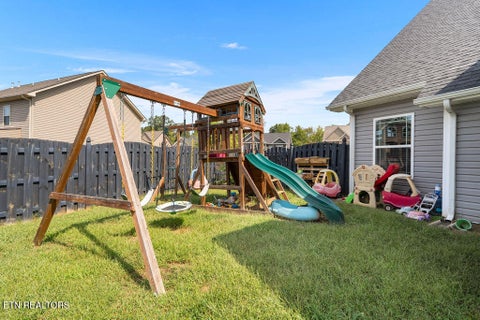 Tiny photo for 1172 Aspen Glen Drive, Alcoa, TN 37701 (MLS # 1355961)