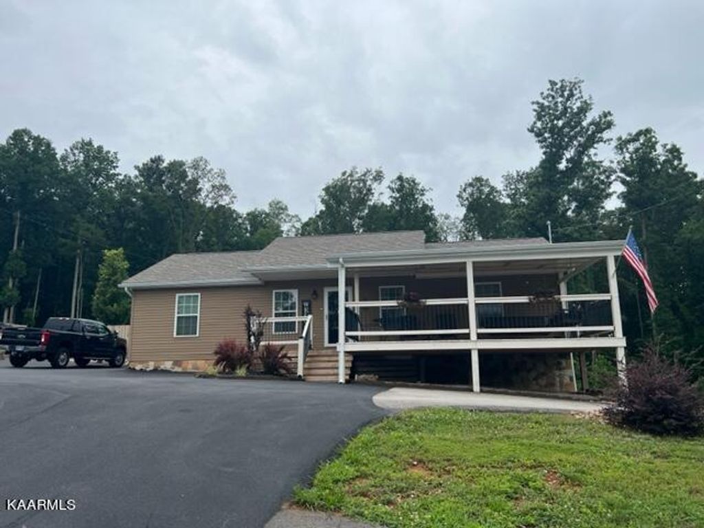 Photo of 4514 Clifton Lane, Strawberry Plains, TN 37871 (MLS # 1231086)