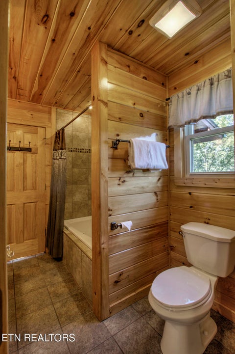 Tiny photo for 1742 Pulaski Lane, Sevierville, TN 37862 (MLS # 1359298)