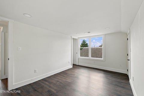 Tiny photo for 227 E Morelia Ave, Knoxville, TN 37917 (MLS # 1359902)