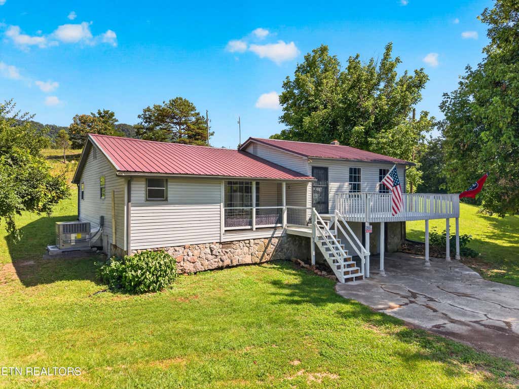 Photo of 1834 Mountain Valley Highway 131, Thorn Hill, TN 37881 (MLS # 1346877)
