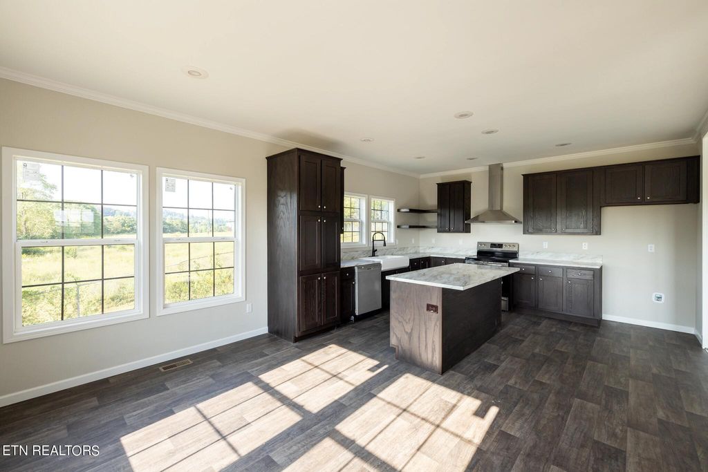 Photo of 145 First Ave, New Tazewell, TN 37825 (MLS # 1227387)