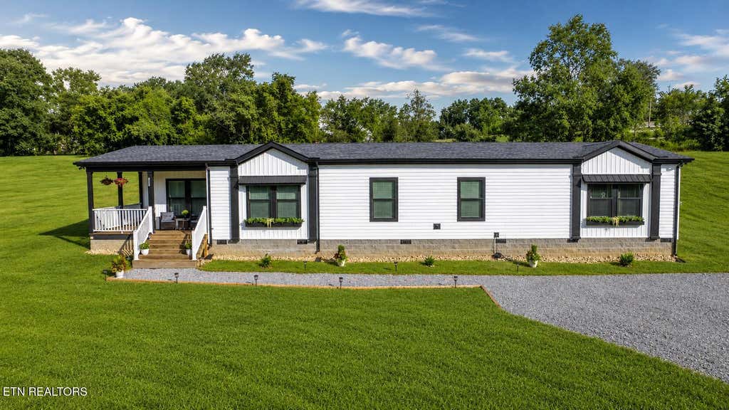 Photo of 166 Copenhaver Rd, Lenoir City, TN 37771 (MLS # 1349292)