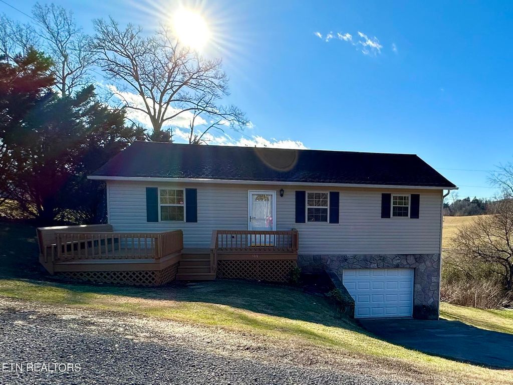 Photo of 503 Lisa Drive, New Tazewell, TN 37825 (MLS # 1250123)