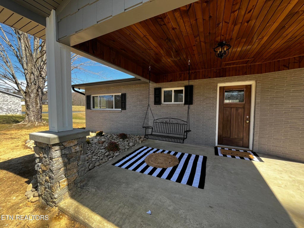 Photo of 905 Phillips Flats Rd, Oneida, TN 37841 (MLS # 1293569)