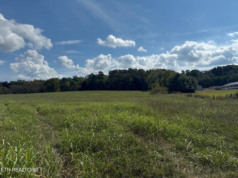 Photo of 21340 Martel Rd, Lenoir City, TN 37772 (MLS # 1357907)