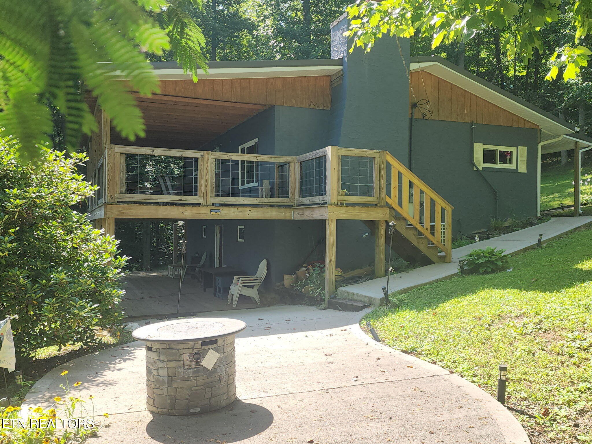 353 Beech Grove Loop