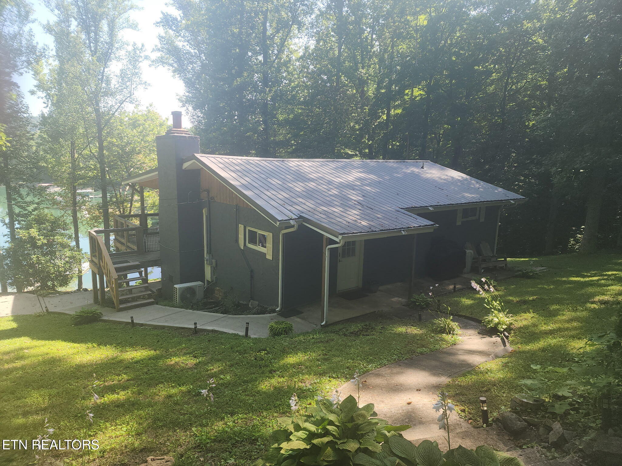 353 Beech Grove Loop