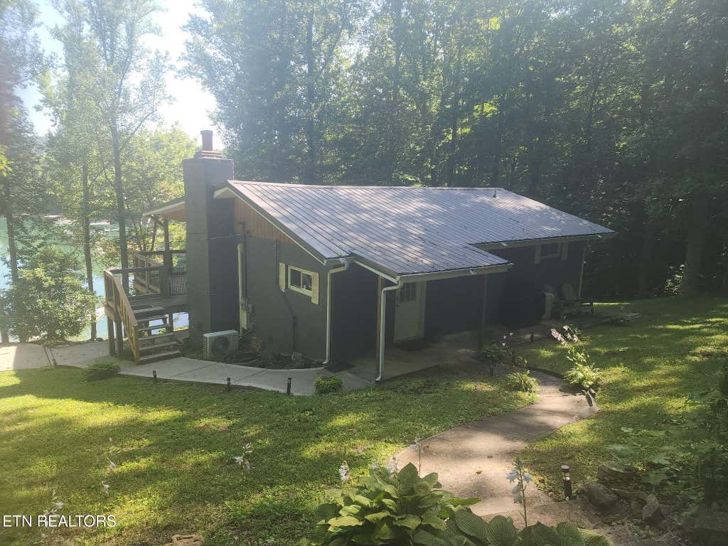 Photo of 353 Beech Grove Loop, Sharps Chapel, TN 37866 (MLS # 1347168)