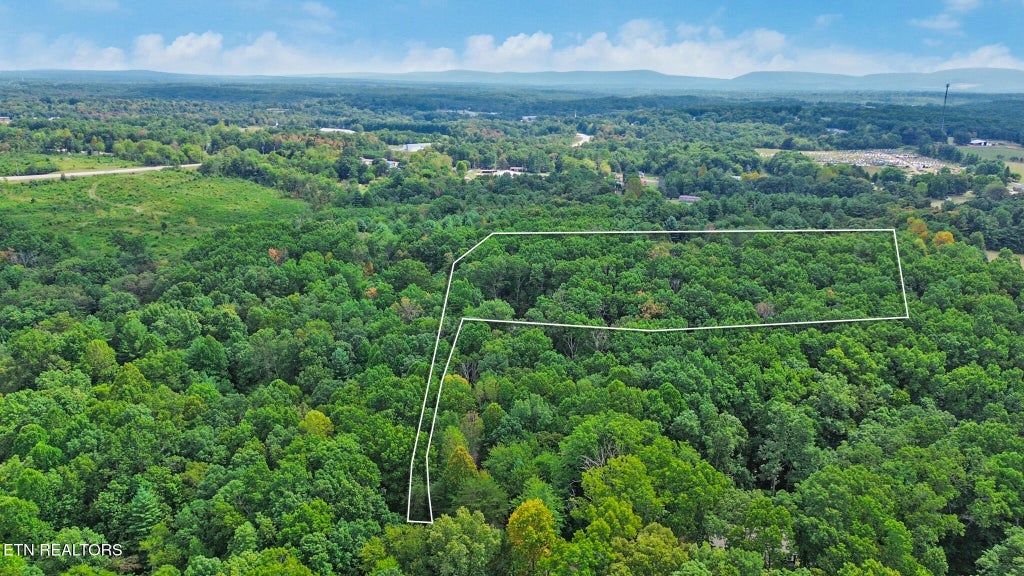 Photo of 42 Staley Way, Crossville, TN 38555 (MLS # 1355188)