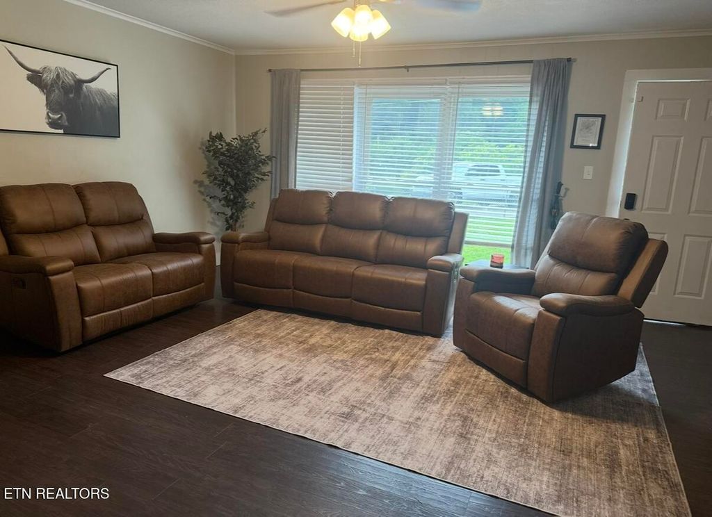 Photo of 8520 Heiskell Rd, Powell, TN 37849 (MLS # 1322051)