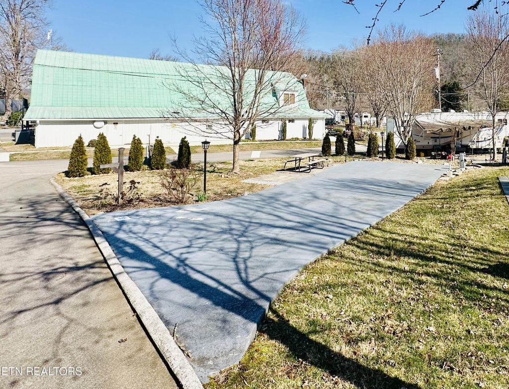 Photo of 26 Highway 73, Townsend, TN 37882 (MLS # 1276603)