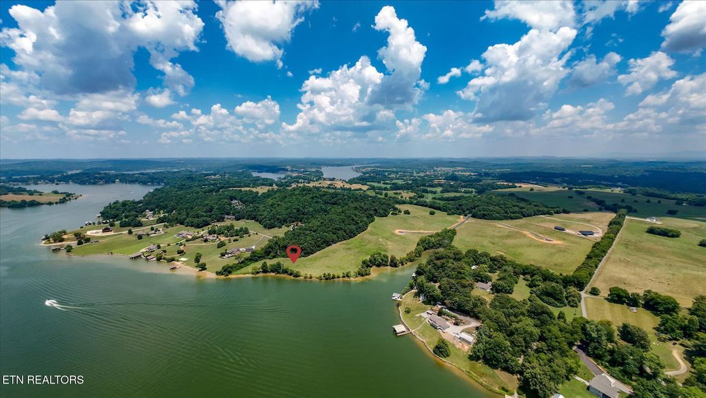 Photo of 3843 Gravelly Hills Rd, Louisville, TN 37777 (MLS # 1308346)